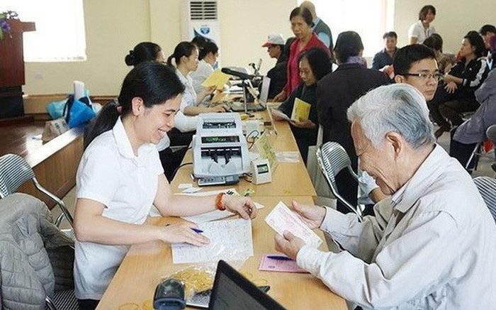 Quy định về nghỉ hưu ở tuổi cao hơn đối với cán bộ, công chức làm quản lý