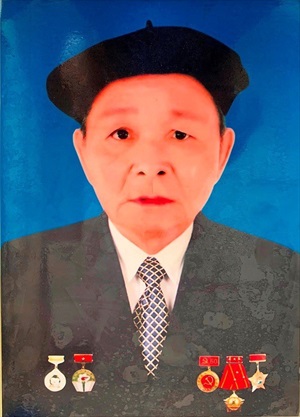 Cố NGƯT Lô Xuân Minh  Cả cuộc đời tâm huyết với giáo dục miền núi 